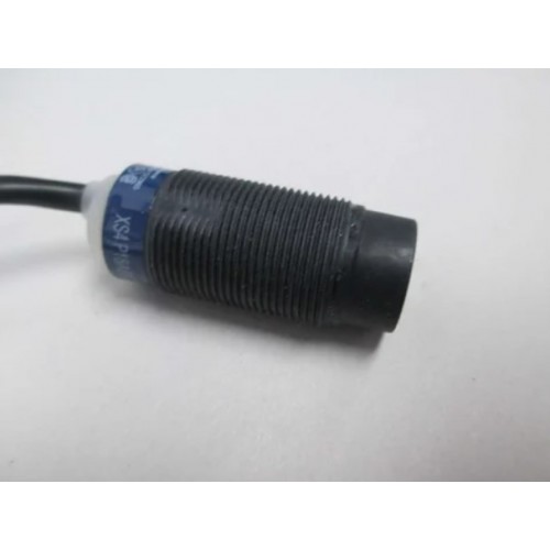 Inductive Proximity Sensor, 8 mm, Model Name/Number: XS4P18AB120 - product image